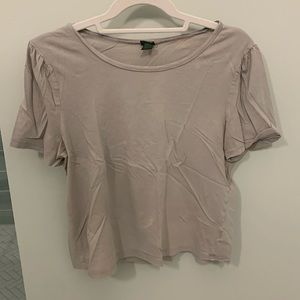 Grey t-shirt